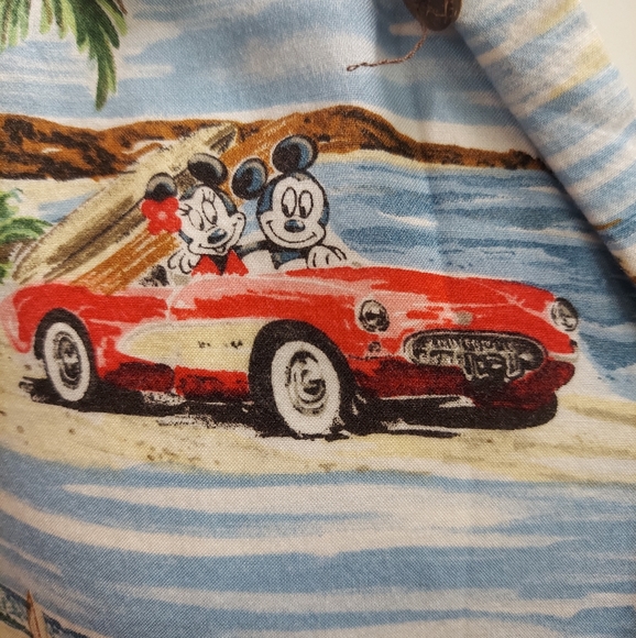 Walt Disney World Hawaiian Aloha Shirt Mickey Surfing Beach Retro Mens Large XL - Picture 2 of 9